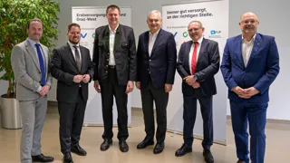 Hochrangige Vertreter der Kooperationspartner der EVA im Rahmen der offiziellen Eröffnung am 26.03.2025