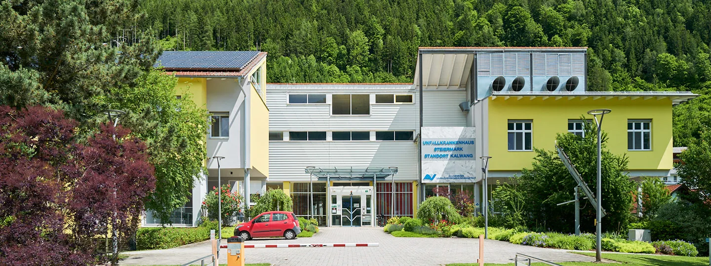 Außenaufnahme des UKH Steiermark - Standort Kalwang Außenaufnahme des UKH Steiermark - Standort Kalwang